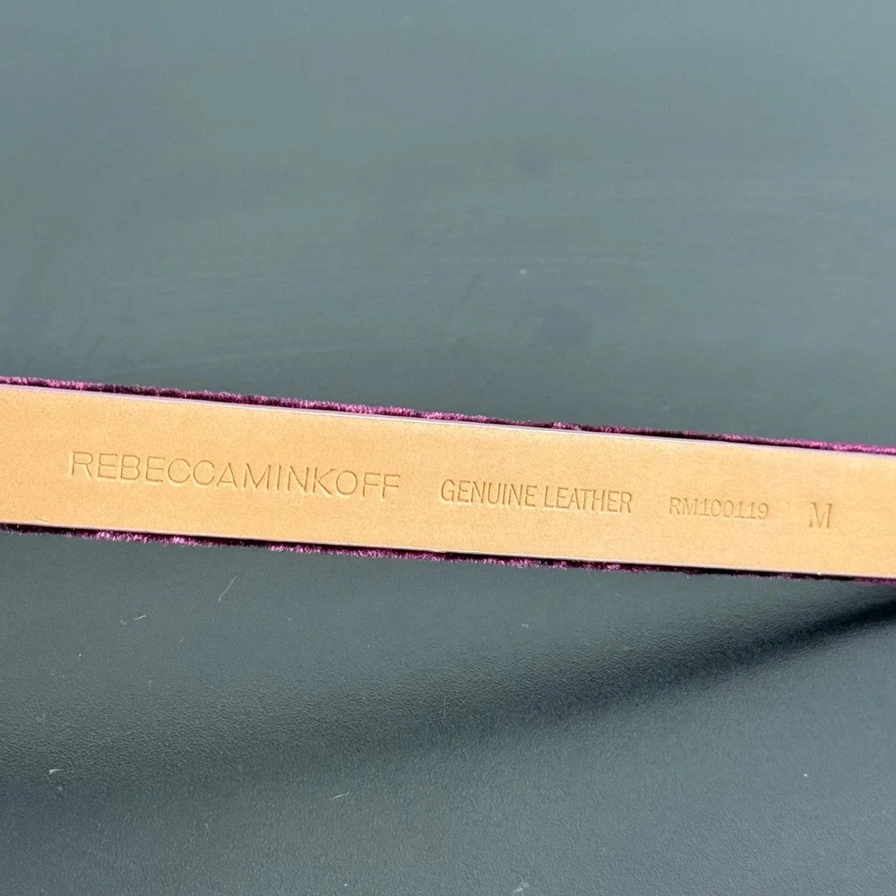 Rebecca Minkoff Crushed Velvet Skinny Leather Belt Silver Buckle Womens‎ M NEW